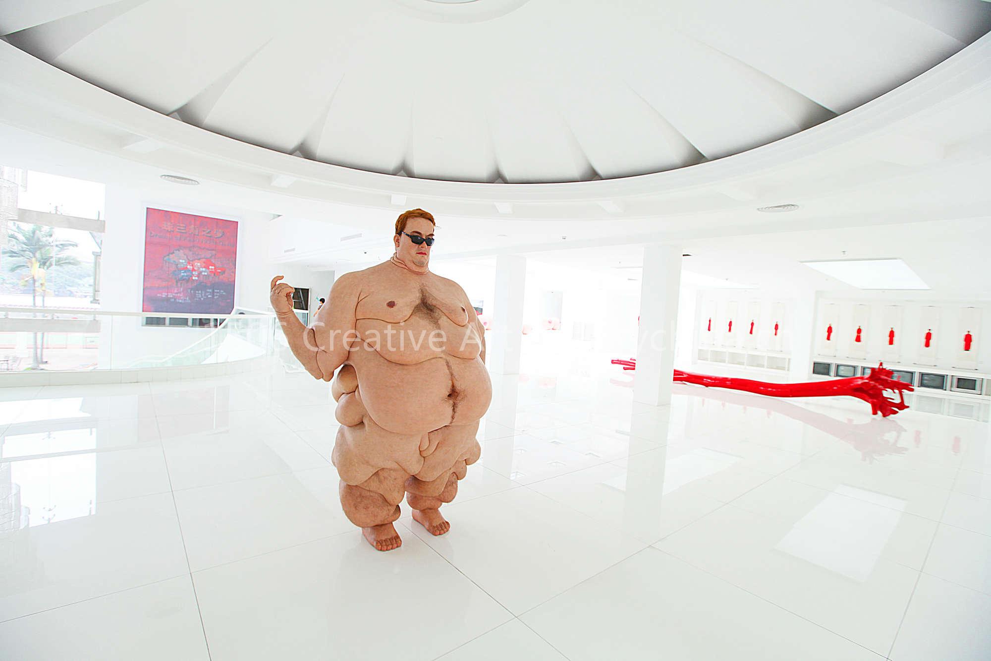 Sculpture-Arnold Schwarzenegger