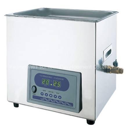 Ultrasonic cleaning machine