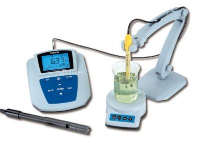 Conductivity / Dissolved Oxygen Meter