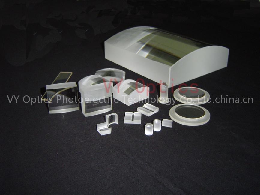 plano convex cylindrical lens