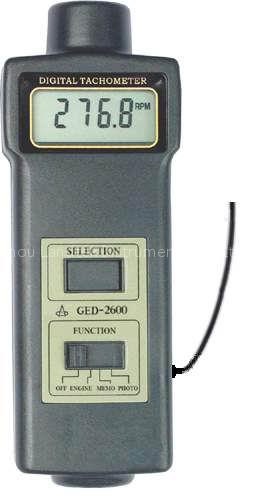 ENGINE TACHOMETER