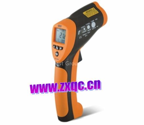 Professional infrared thermometer with high D/S ratio