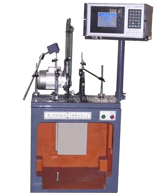 Universal Horizontal Balancing Machine