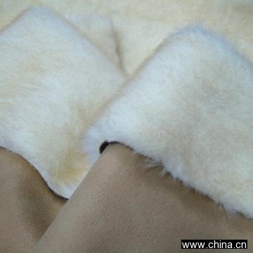 Fur Bounding with Suede