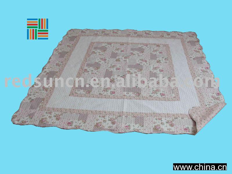 Printed quilt coverlet