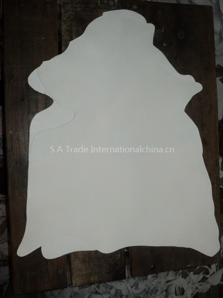 Drum Dyed Goat Crust Leather