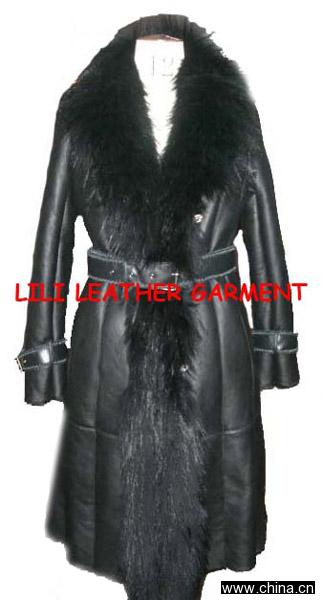 Ladies Lamb & Raccoon Double-Face Coat