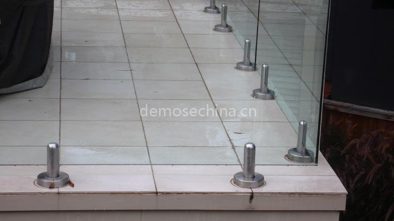 glass balustrade