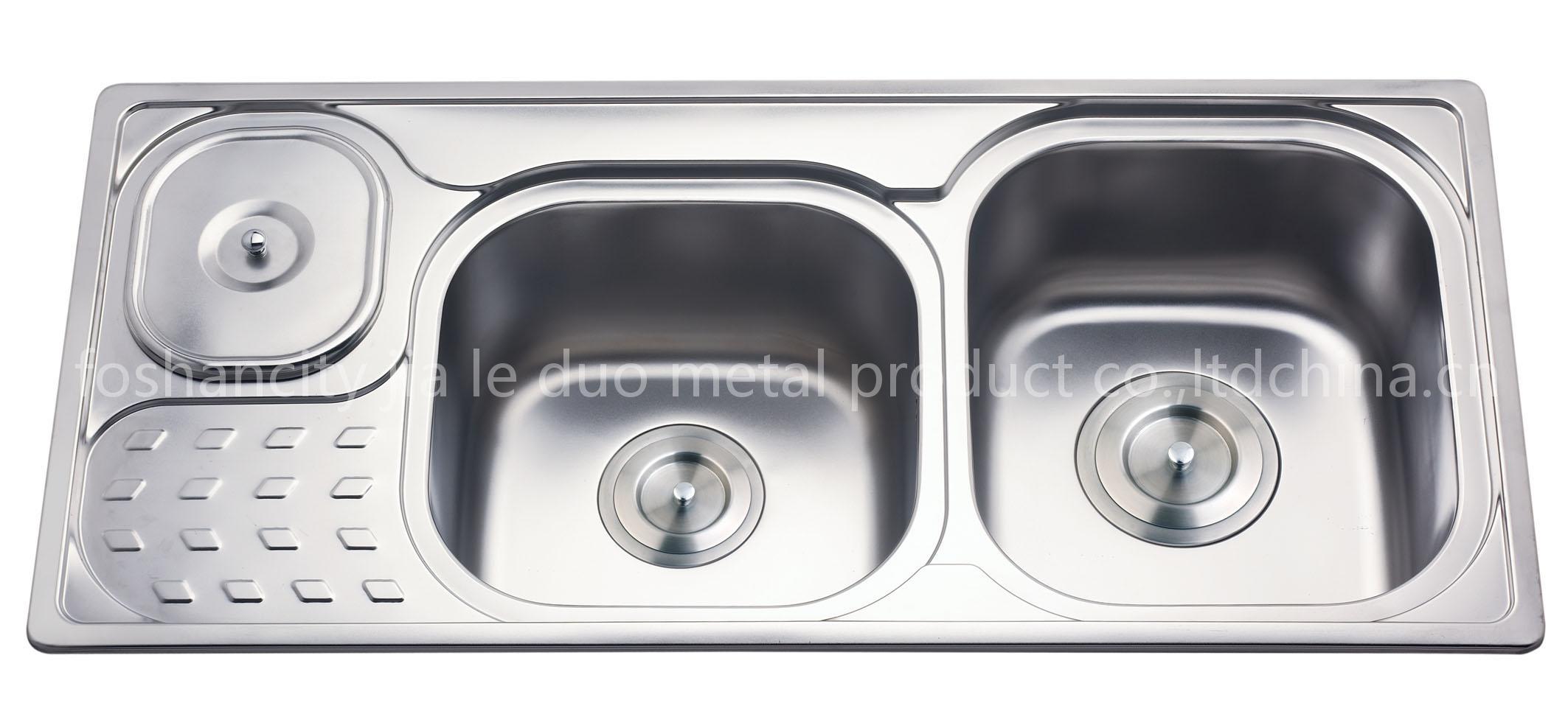 Stainless steel sink