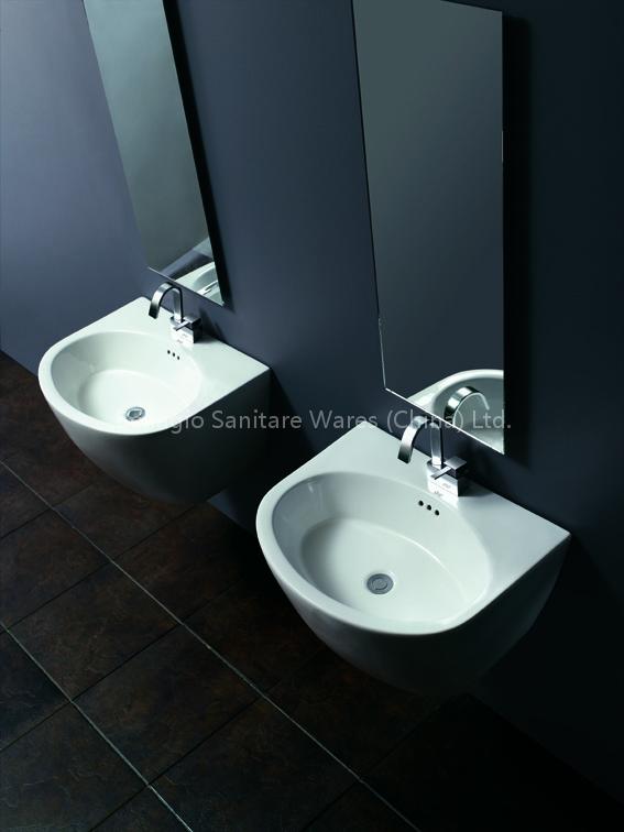 Wall-hung Wash Basin