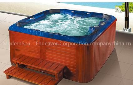 4-6 Person Hot Tub-M4RC-2322
