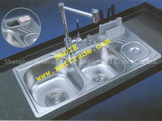 SADIE kitchen sink and faucet