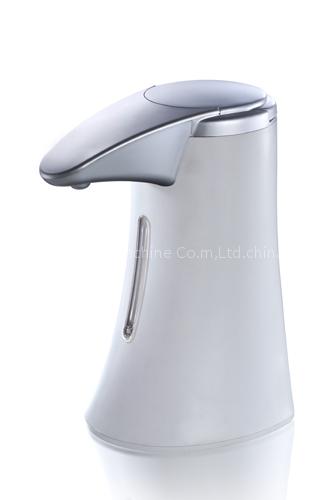 Automatic soap dispenser
