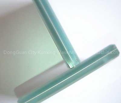Laminated glass