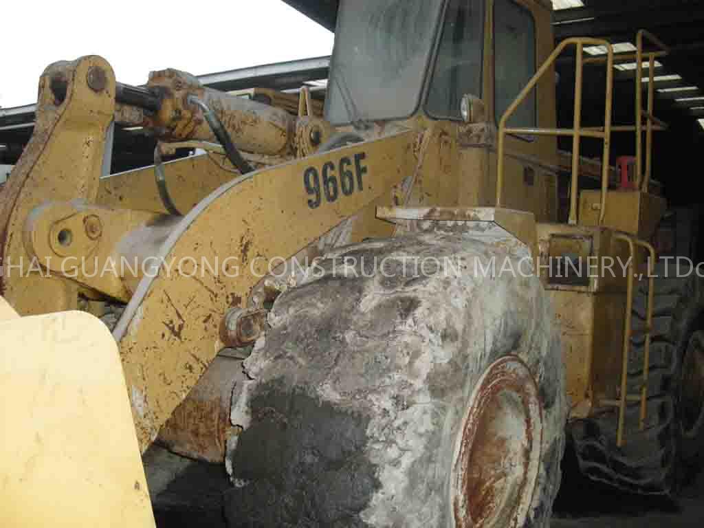 CAT 966F