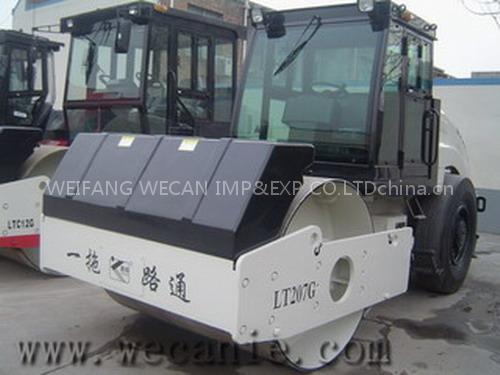 Vibratory Road Roller YT207G with CE (Diesel engine)