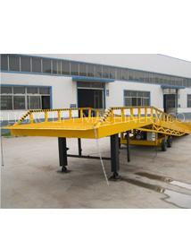 Mobile hydraulic dock leveler/ramp