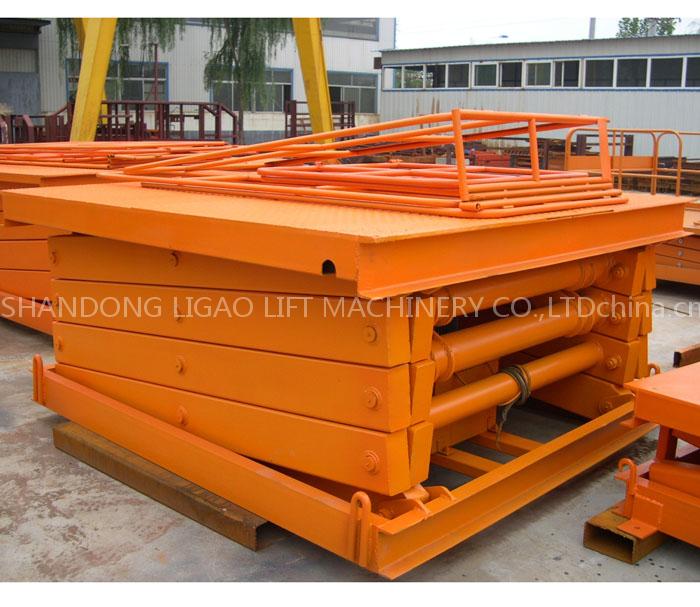 Stationary scissor lift platformA
