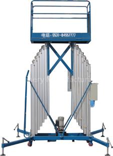 Pair-mast aluminum lifts