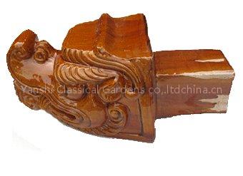 Golden antique roof decorations Beast