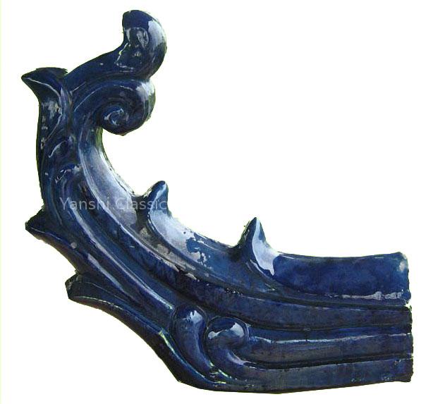Antique ceramic roofing ornaments with beautiful shapes