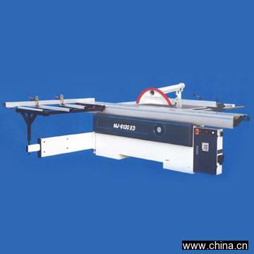 Precision Board-Cutting Saw