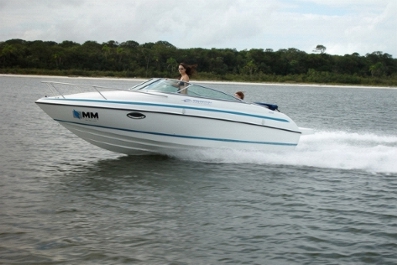 Brazil Triton 225 - 23 Feet Boat