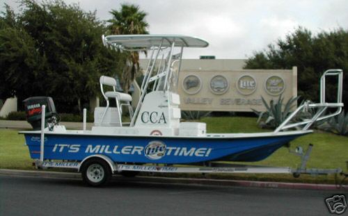 Indonesia 21 Shallow Sport - Miller Lite Boat