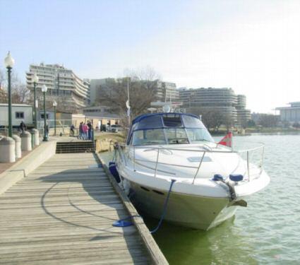 Indonesia 2001 Sea Ray 410 Sundancer, Boat