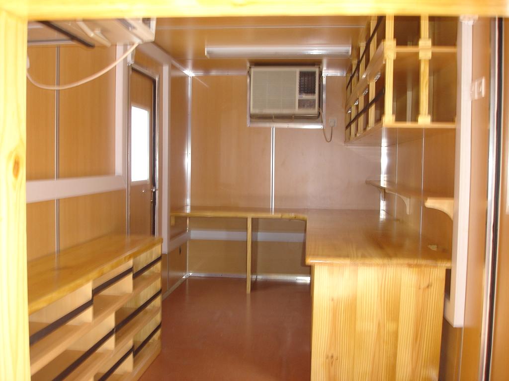 United Arab Emirates Furnished Containers
