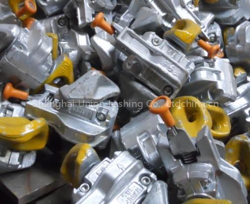 Container Lashing equipment- Semi-twistlock