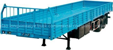 Semi-trailer with side wall