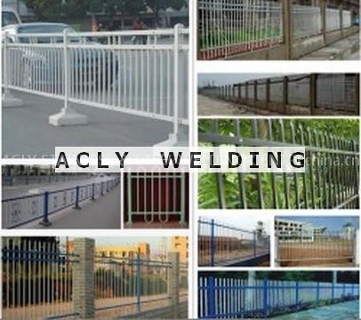 steel road guard railing