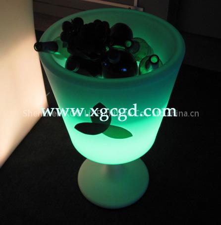 Bar LED ice bucket