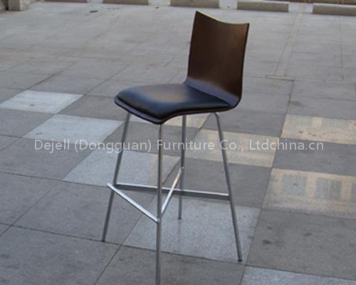 barstool,bar chair,bent wood barstool,