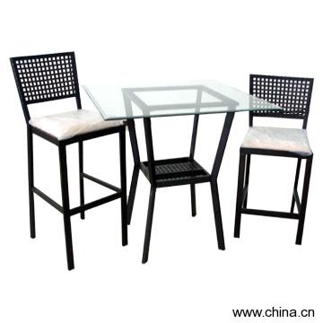 Pub Table and Stools