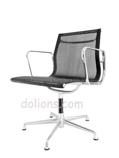 eames mesh chair