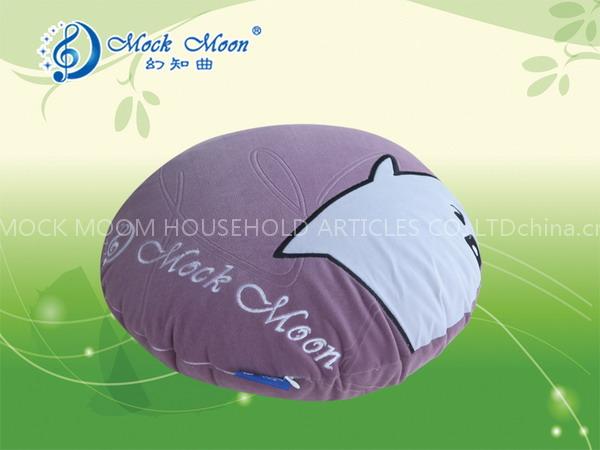 Round pillow
