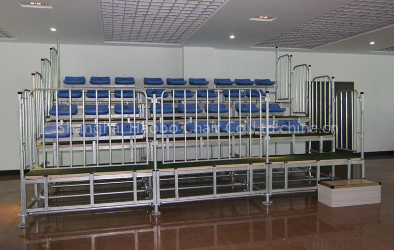 Demountable seating