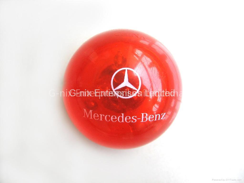 Bouncing ball with led