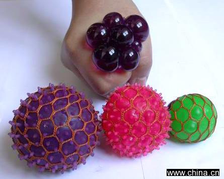 Squeeze Grape Balls