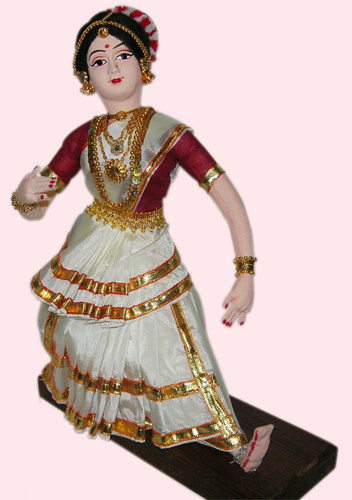India Kerala Mohini Attam Dolls