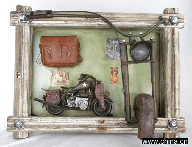 Frame W/Motorcycle (USA)
