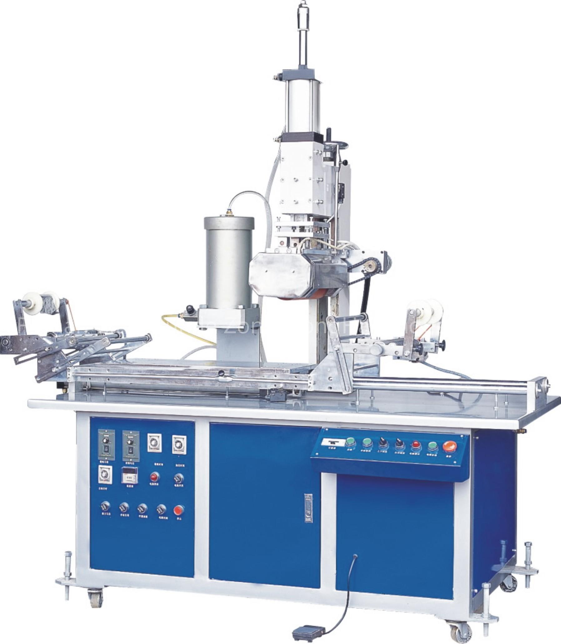 Thermal transfer machine