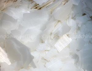 SELL: caustic soda flakes 99