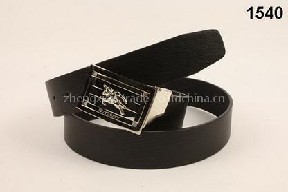 Burberry Belt , make you looks more cool