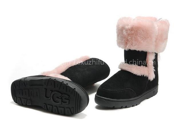 UGG Sundance II Boots