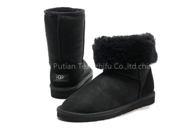 UGG Classic Short Boots