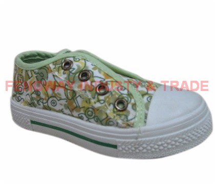 girls' canvas shoes