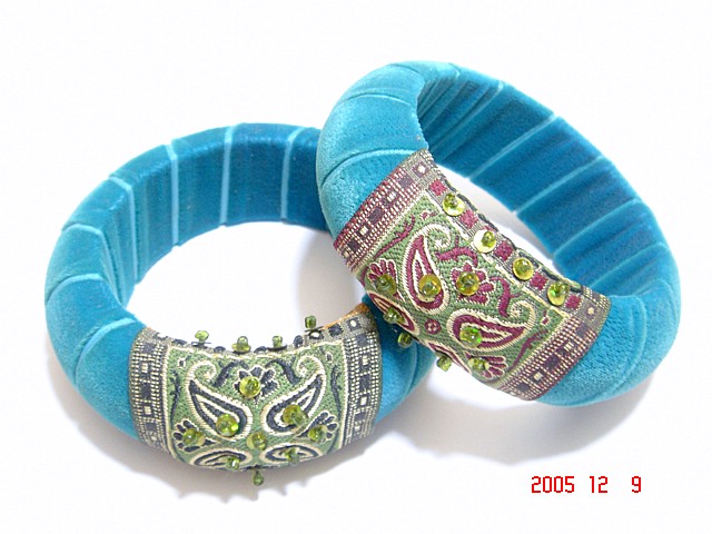 India Bangle Velvet Wrapped